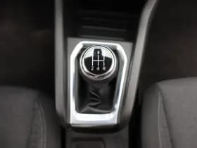 Renault Clio thumbnail 12
