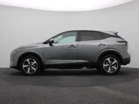 Nissan Qashqai thumbnail 2
