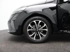 Renault Clio thumbnail 17