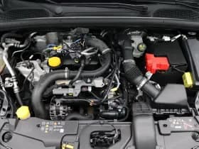 Renault Clio thumbnail 35