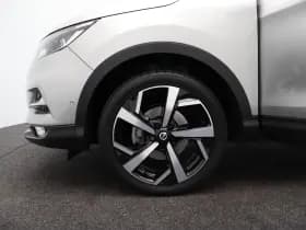 Nissan Qashqai thumbnail 17