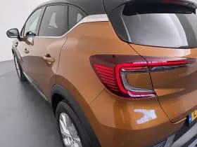 Renault Captur thumbnail 33