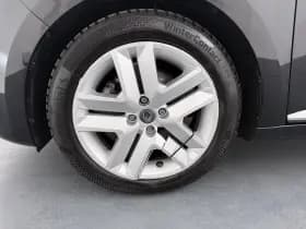 Renault Clio thumbnail 16