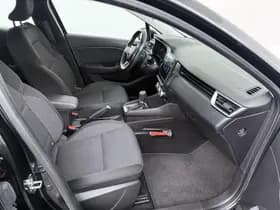 Renault Clio thumbnail 26