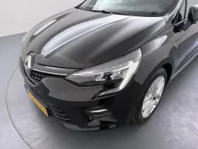 Renault Clio thumbnail 32