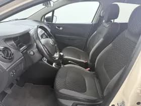 Renault Captur thumbnail 13