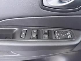 Renault Captur thumbnail 24