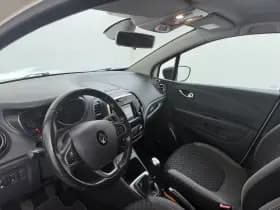 Renault Captur thumbnail 25