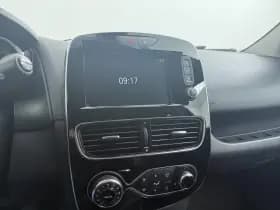 Renault Clio thumbnail 11