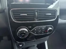 Renault Clio thumbnail 17