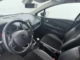Renault Clio thumbnail 25