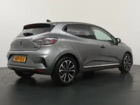 Renault Clio thumbnail 2