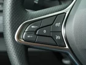 Renault Clio thumbnail 13