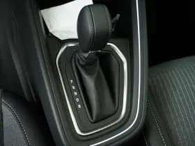 Renault Clio thumbnail 19