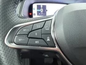 Renault Captur thumbnail 21