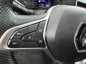 Renault Clio thumbnail 24