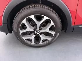 Renault Captur thumbnail 16