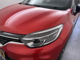 Renault Captur thumbnail 32