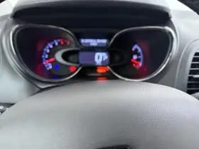 Renault Captur thumbnail 10