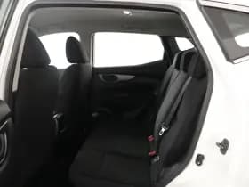 Nissan Qashqai thumbnail 18