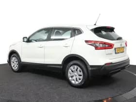 Nissan Qashqai thumbnail 3
