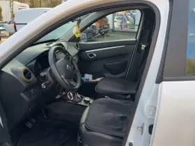 Dacia Spring thumbnail 8