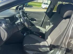 Renault Captur thumbnail 8