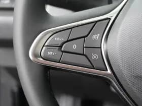 Renault Clio thumbnail 15