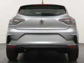 Renault Clio thumbnail 6