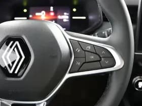 Renault Clio thumbnail 25