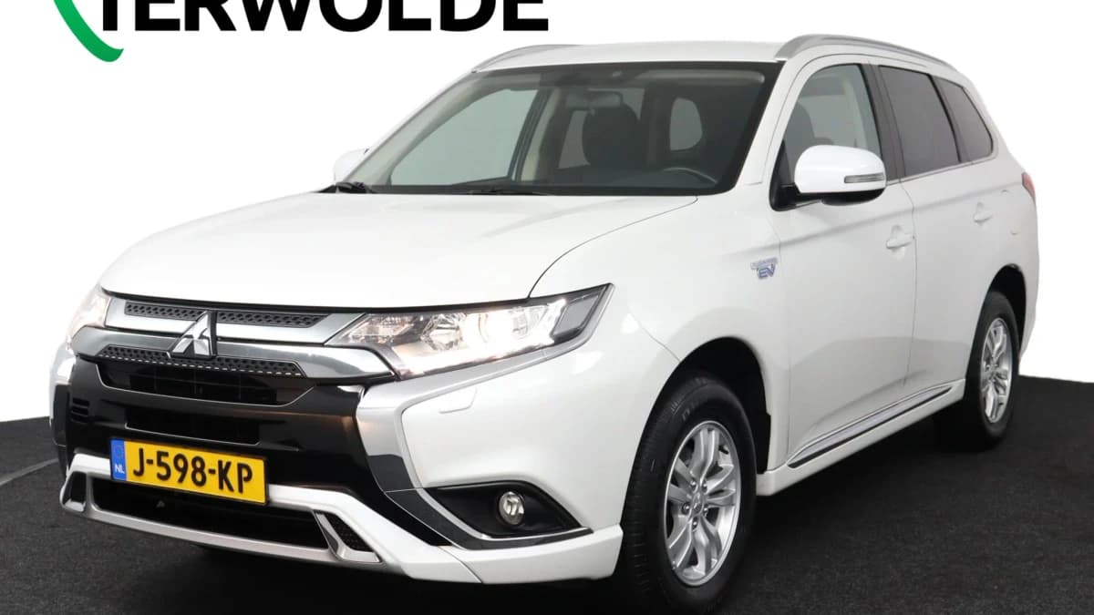 Mitsubishi Outlander — foto 1