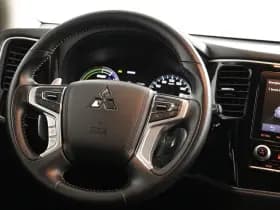 Mitsubishi Outlander thumbnail 20