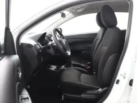 Mitsubishi Space Star thumbnail 9