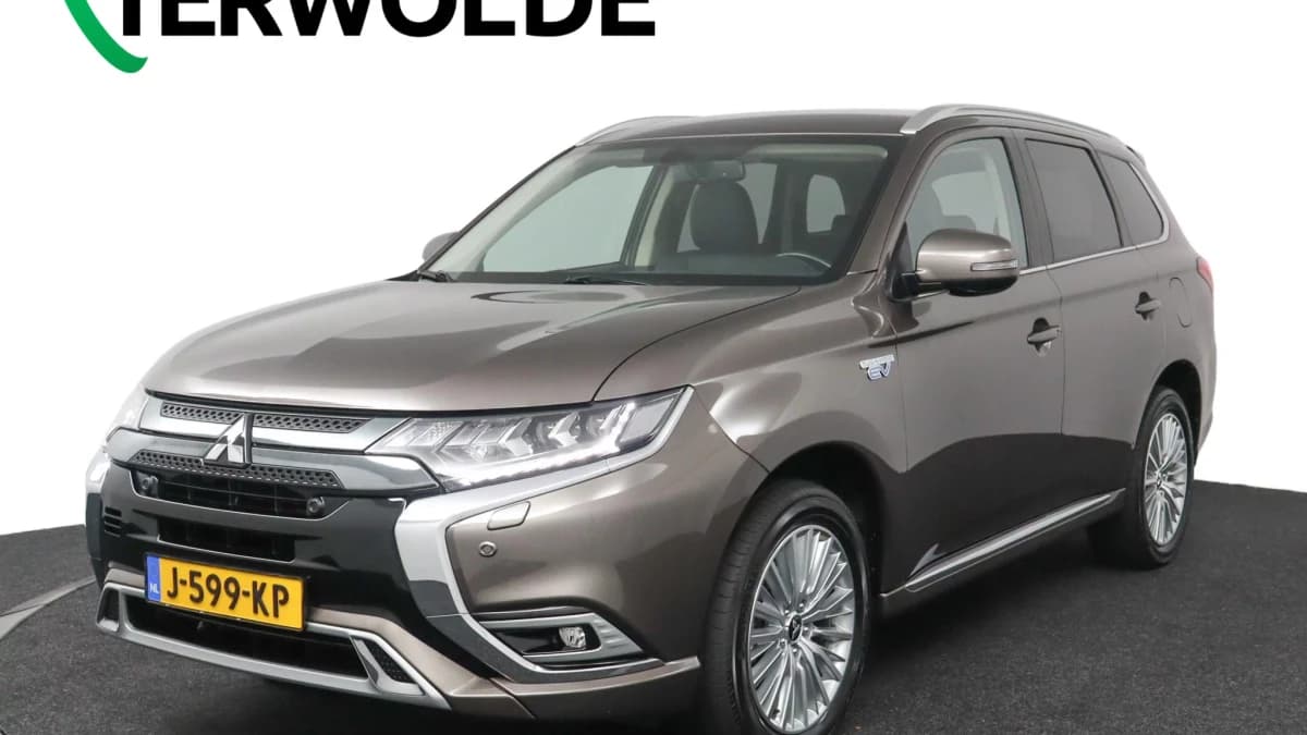 Mitsubishi Outlander — foto 1