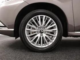 Mitsubishi Outlander thumbnail 11