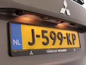 Mitsubishi Outlander thumbnail 12