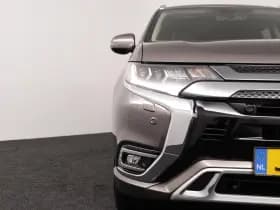Mitsubishi Outlander thumbnail 9