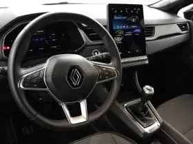 Renault Captur thumbnail 21