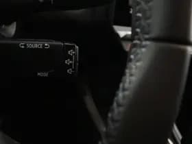 Renault Captur thumbnail 34