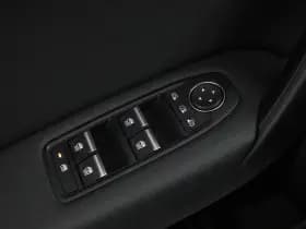 Mitsubishi Grandis thumbnail 25