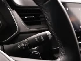 Renault Captur thumbnail 18