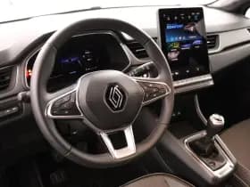Renault Captur thumbnail 16