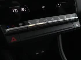 Renault Captur thumbnail 6