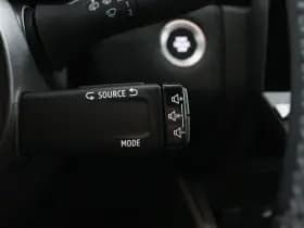 Renault Captur thumbnail 34
