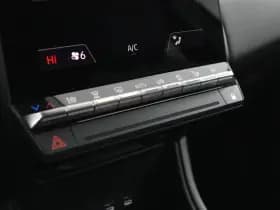 Renault Captur thumbnail 6