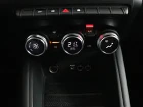 Renault Captur thumbnail 6