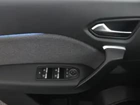 Renault Captur thumbnail 23