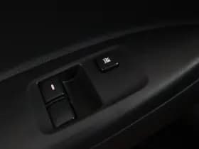 Mitsubishi Space Star thumbnail 19