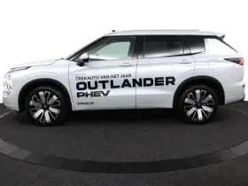 Mitsubishi Outlander thumbnail 2