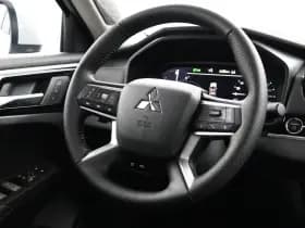 Mitsubishi Outlander thumbnail 14